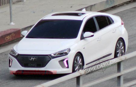  Hyundai Ioniq       