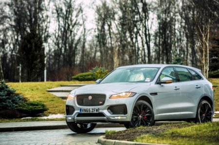 Jaguar F-Pace    