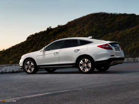      2016  Honda Crosstour    