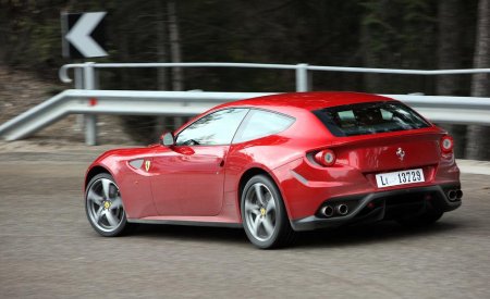    Ferrari FF   