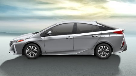    Toyota Prius Prime    -