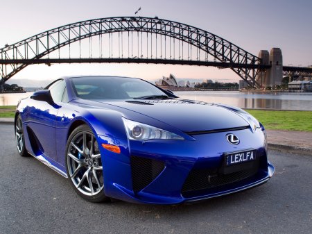 Lexus     LFA