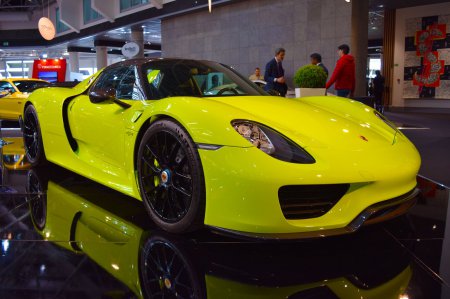 - Porsche 918       Top Marques  