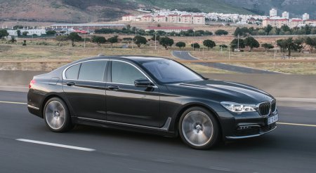 BMW        7-series