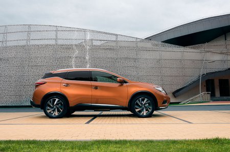     Nissan Murano,   